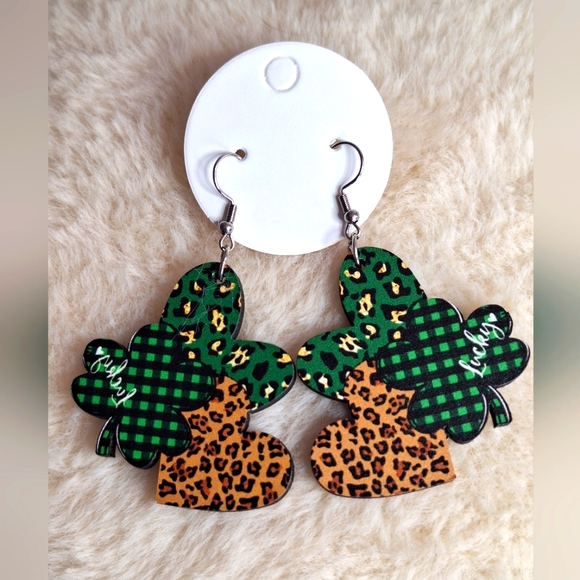 Jewelry - Earrings New Wood Green Animal Print St Patricks Day Lucky Dangles